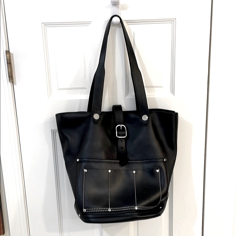 ALEXANDER WANG - BLACK LEATHER BUCKET BAG